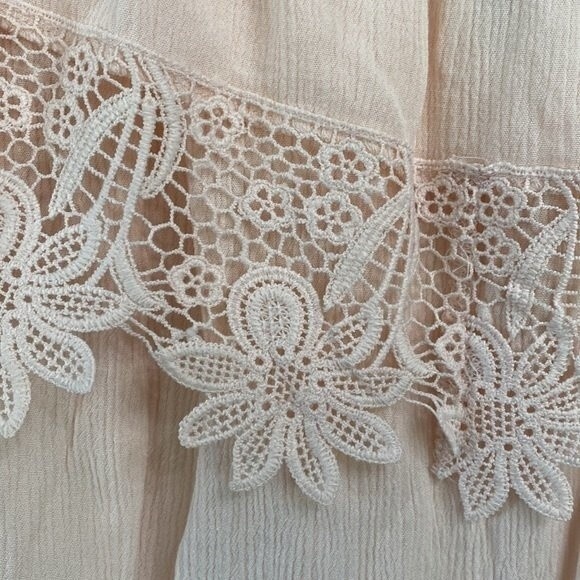 Forever 21 Off The Shoulder Strappy Crochet Lace Crop Top Gauze Cottagecore Soft - Picture 3 of 12